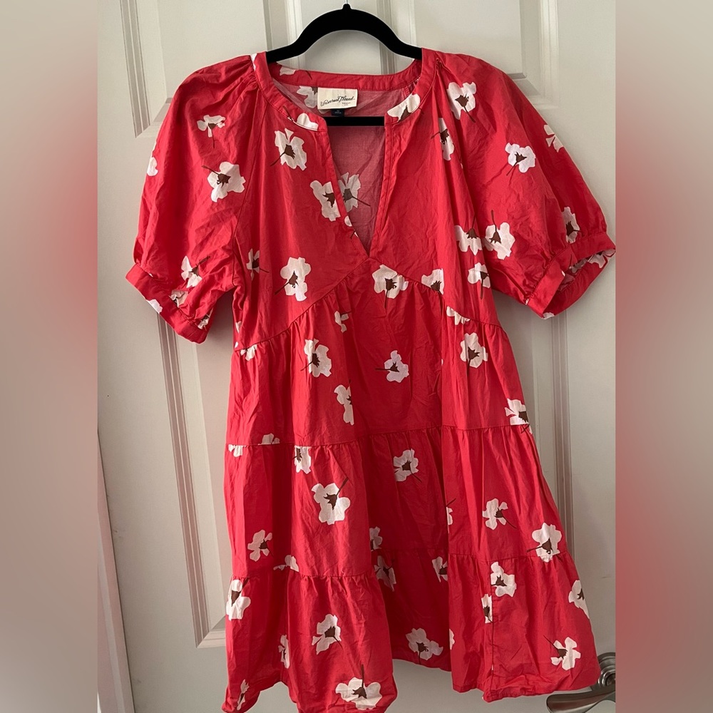 Women's Universal Thread Dress red floral tiered with puff sleeves size M